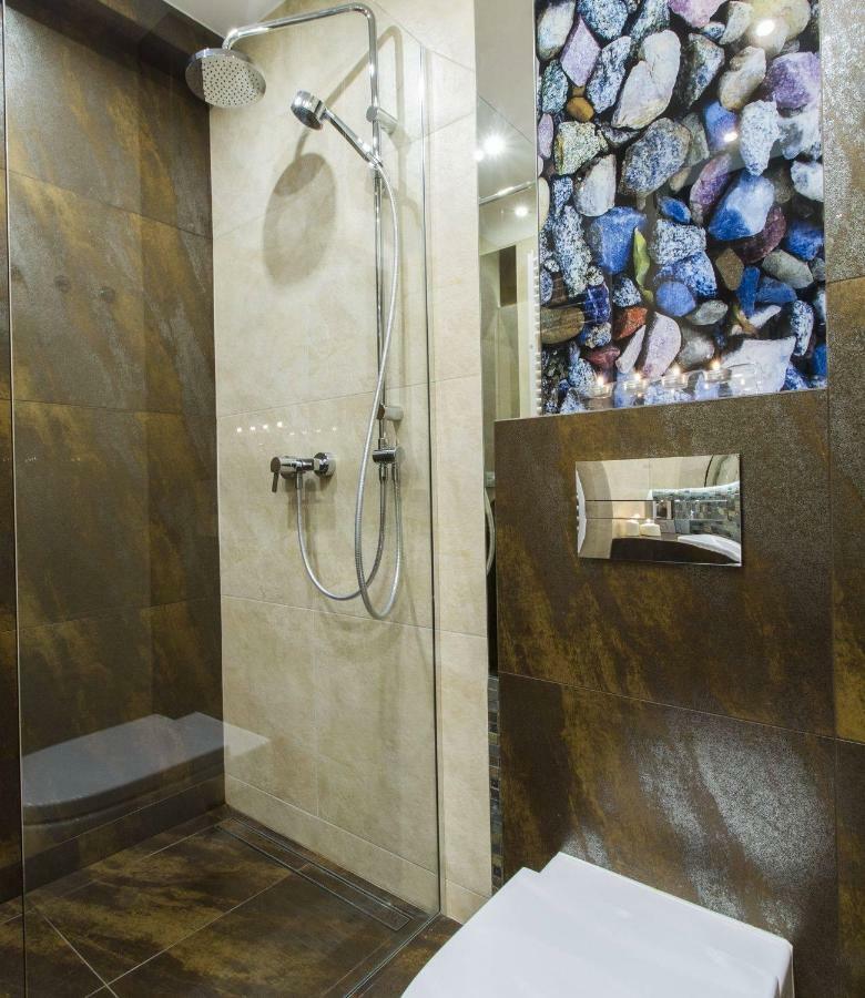 Apartament Tatrzanski Swit Z Tarasem 20M2, Garazem Podziemnym, Grota Solna Закопане Экстерьер фото